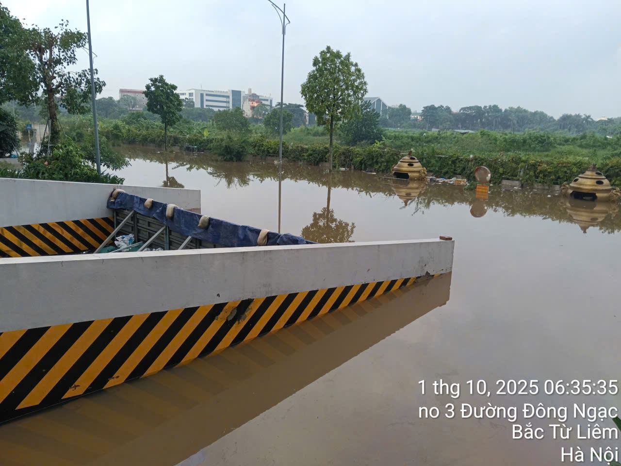 ECOLIFE CHỦ ĐỘNG PHÒNG CHỐNG NGẬP LỤT TRONG CƠN BÃO SỐ 10 (BUALOI)