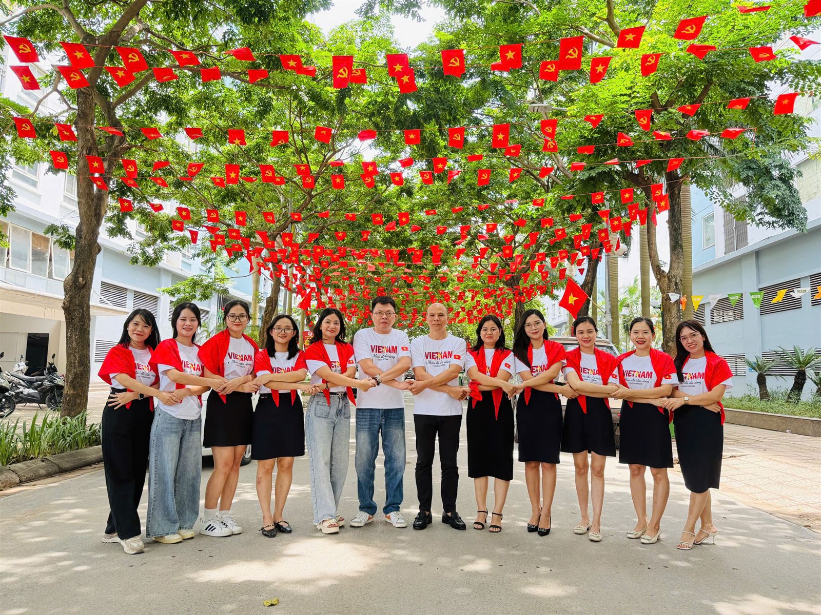ECOLIFE TỰ HÀO LÀ NGƯỜI VIỆT NAM